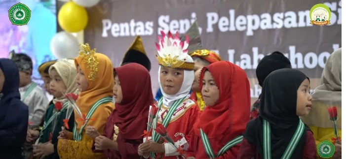 RA Labschool IIQ Jakarta Gelar Pentas Seni, Pelepasan Siswa, dan Harlah ke-10