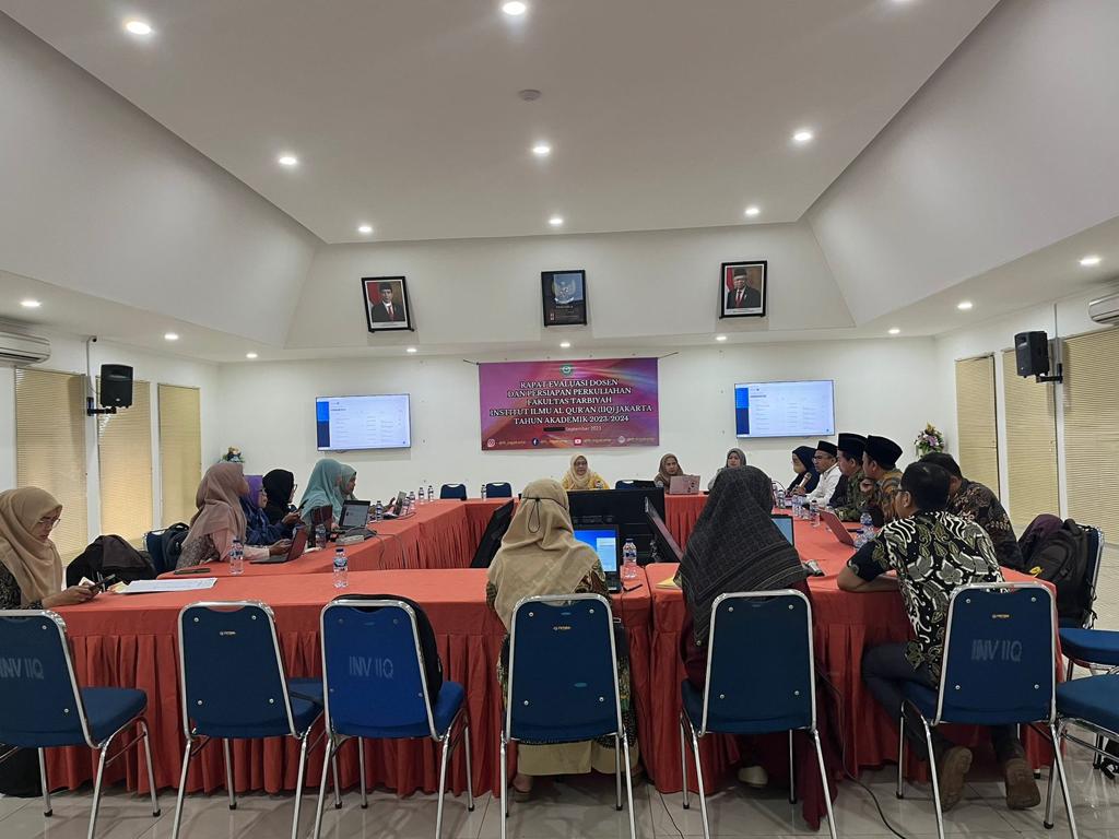 Fakultas Tarbiyah Melaksanakan Rapat Evaluasi Dosen dan Persiapan Mengajar Semester Genap Tahun Akademik 2023/2024