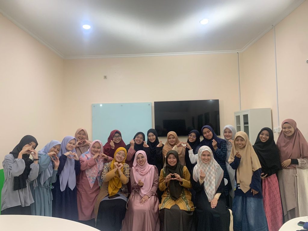 Cikgu hadir di Microteaching PIAUD