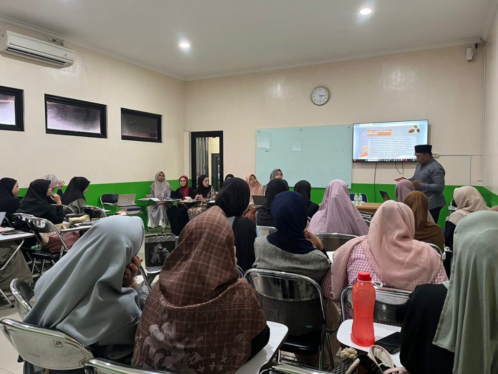Kuliah Tamu Prodi PAI IIQ Jakarta: Bahas Perkembangan Kurikulum Dari Masa Ke Masa